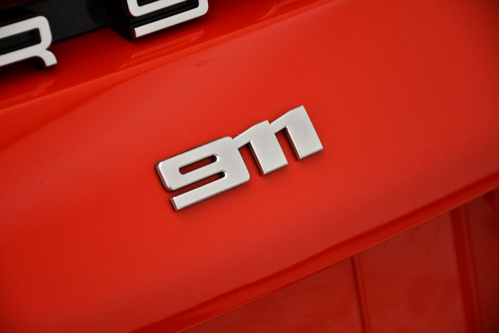 Used 2021 Porsche 911 Targa 4S Heritage Design image 11