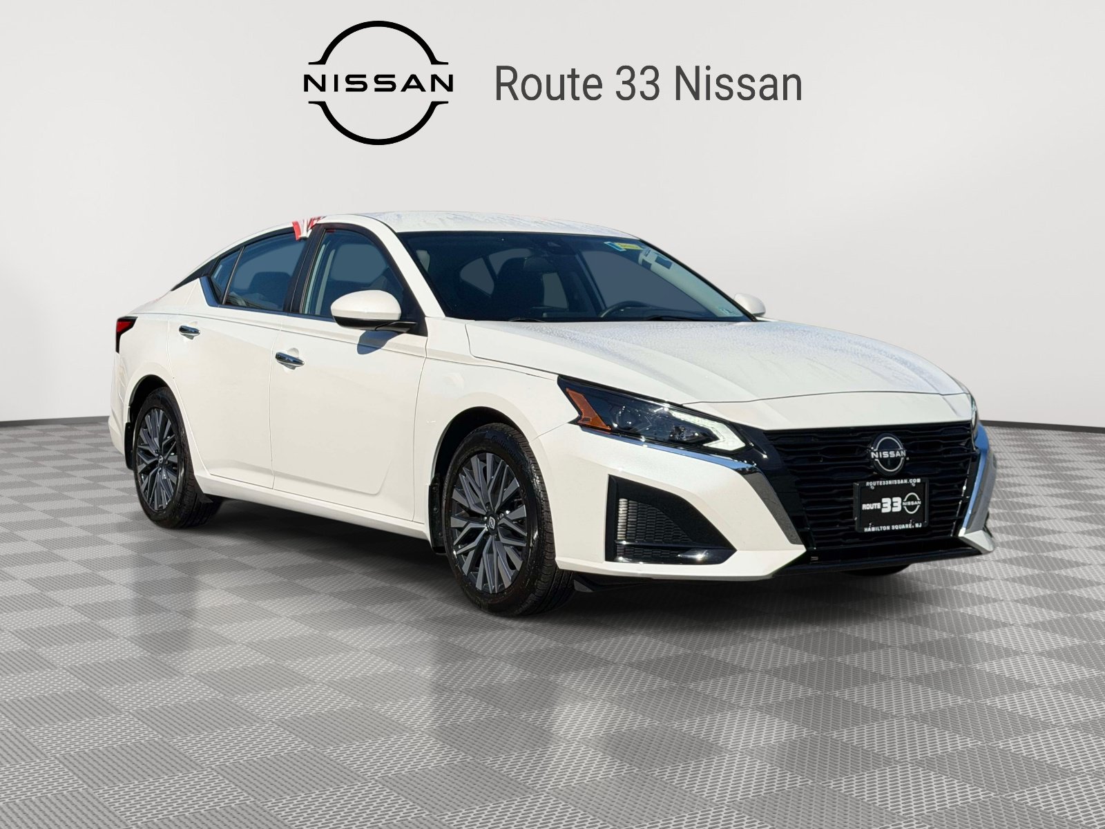 Used 2023 Nissan Altima 2.5 SV