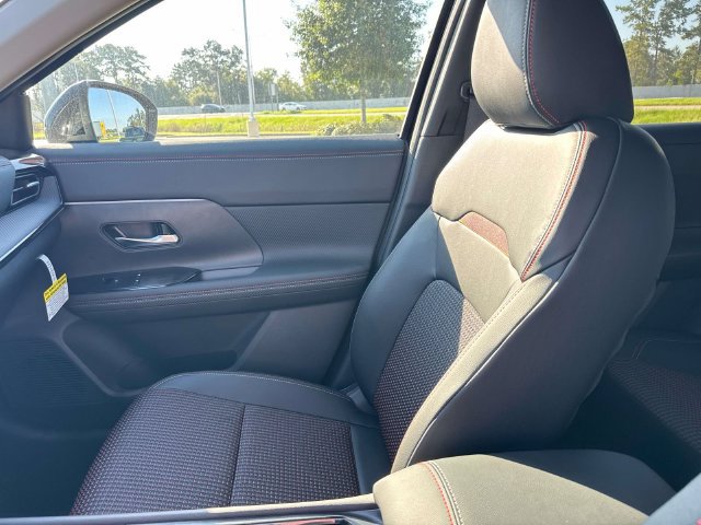 New 2027 Nissan Kicks SR FWD image 18