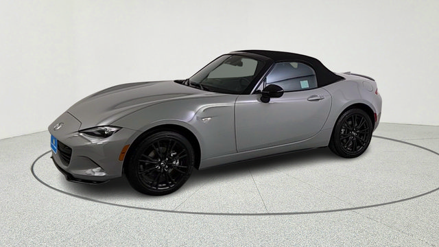 New 2026 MAZDA MX-5 Miata Club w/ Weather Package RWD image 3