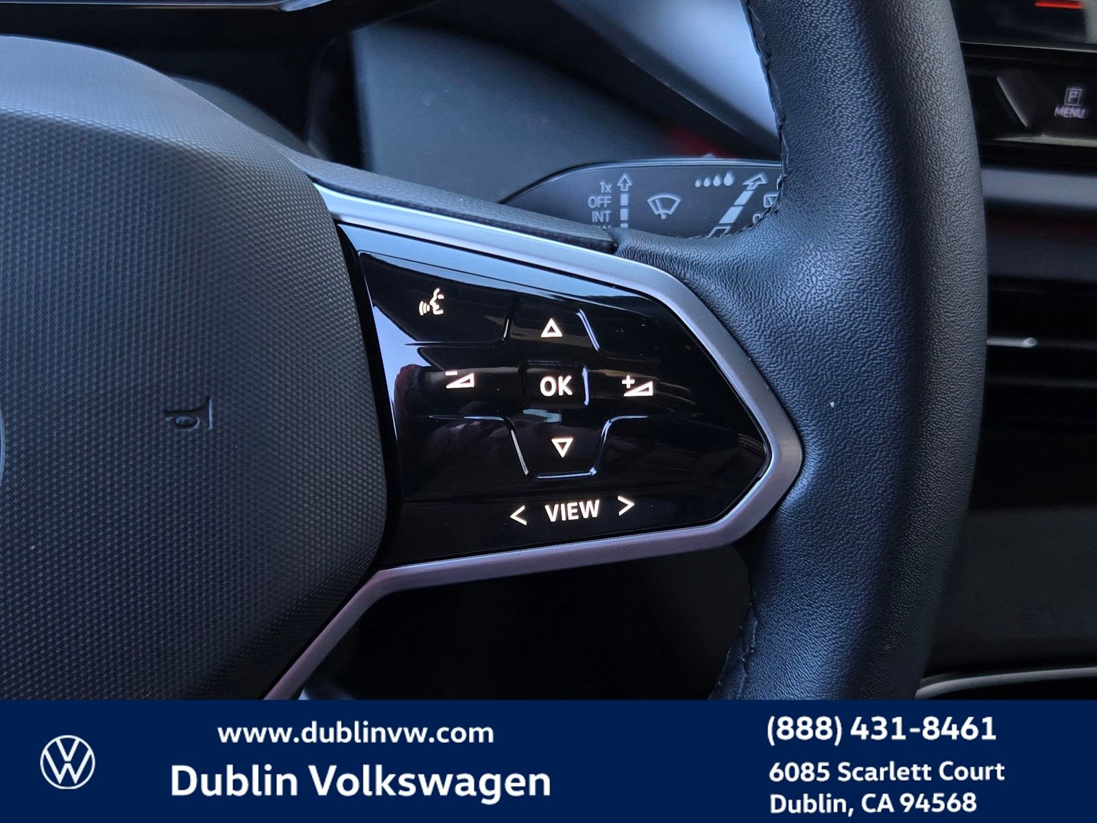 Used 2023 Volkswagen ID.4 Pro image 17