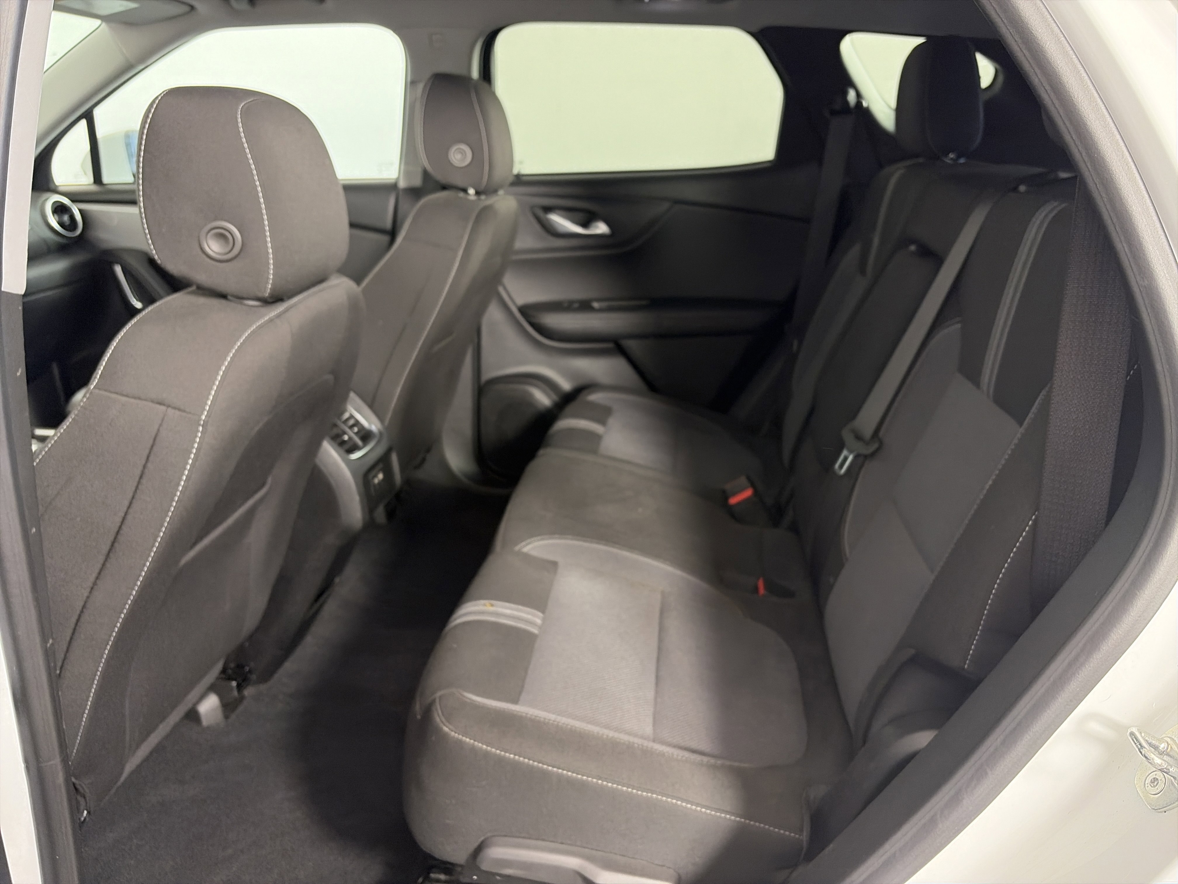 Used 2023 Chevrolet Blazer LT image 7