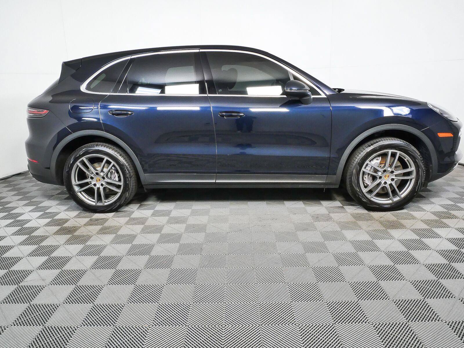 Certified 2021 Porsche Cayenne AWD/4WD image 29