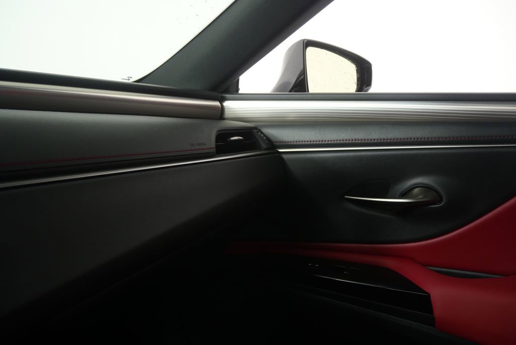 Used 2024 Lexus ES 350 F Sport w/ Accessory Package (Z2) image 27