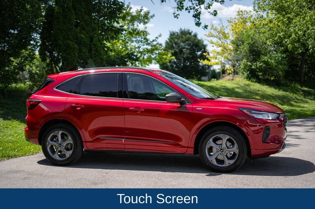 Used 2024 Ford Escape ST-Line w/ Tech Pack #1 AWD/4WD image 4