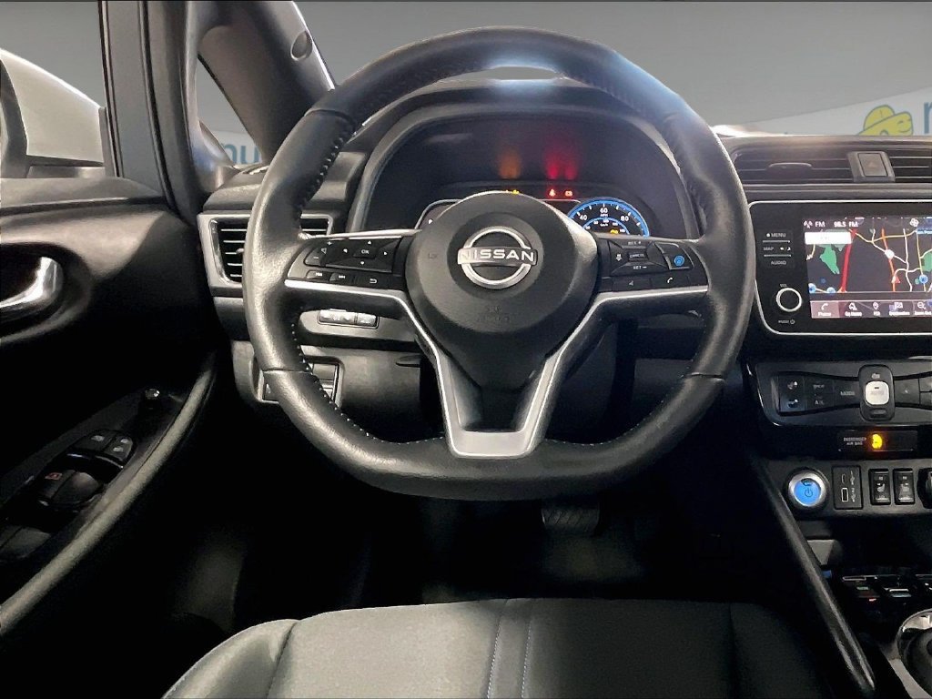 Certified 2025 Nissan Leaf SV Plus FWD image 17