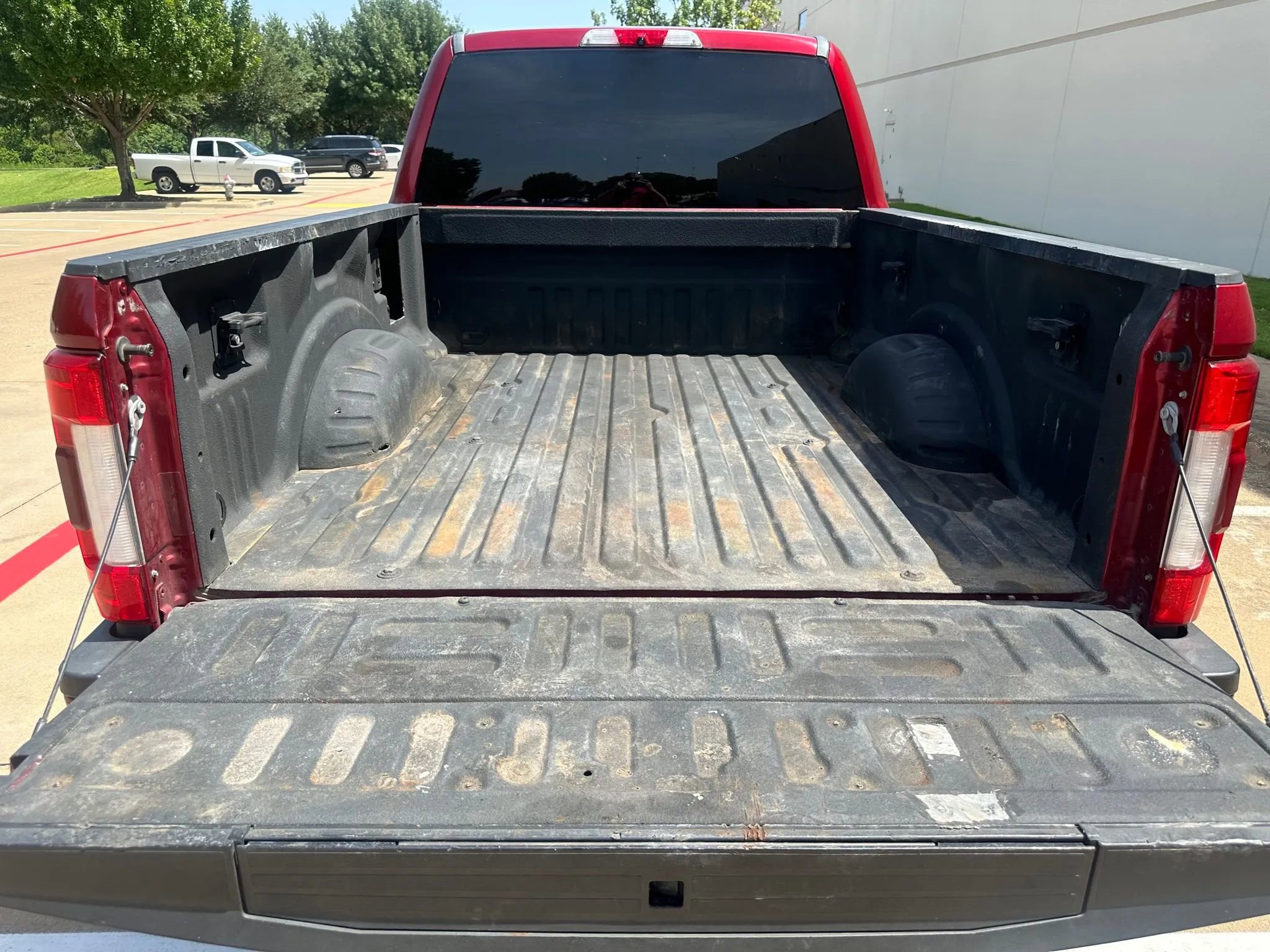 Used 2018 Ford F250 Platinum w/ Platinum Ultimate Package image 14