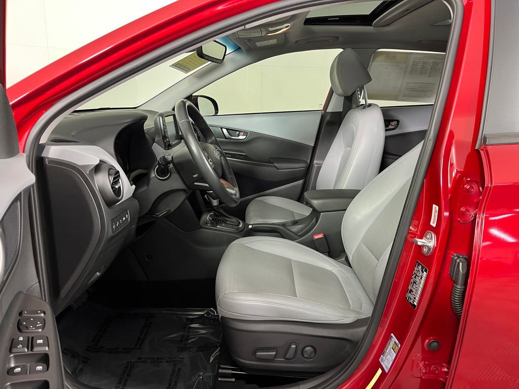 Used 2021 Hyundai Kona Ultimate w/ Cargo Package AWD/4WD image 10