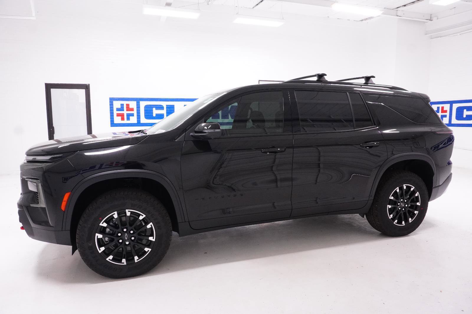 New 2026 Chevrolet Traverse Z71 w/ Driver Confidence Package image 11