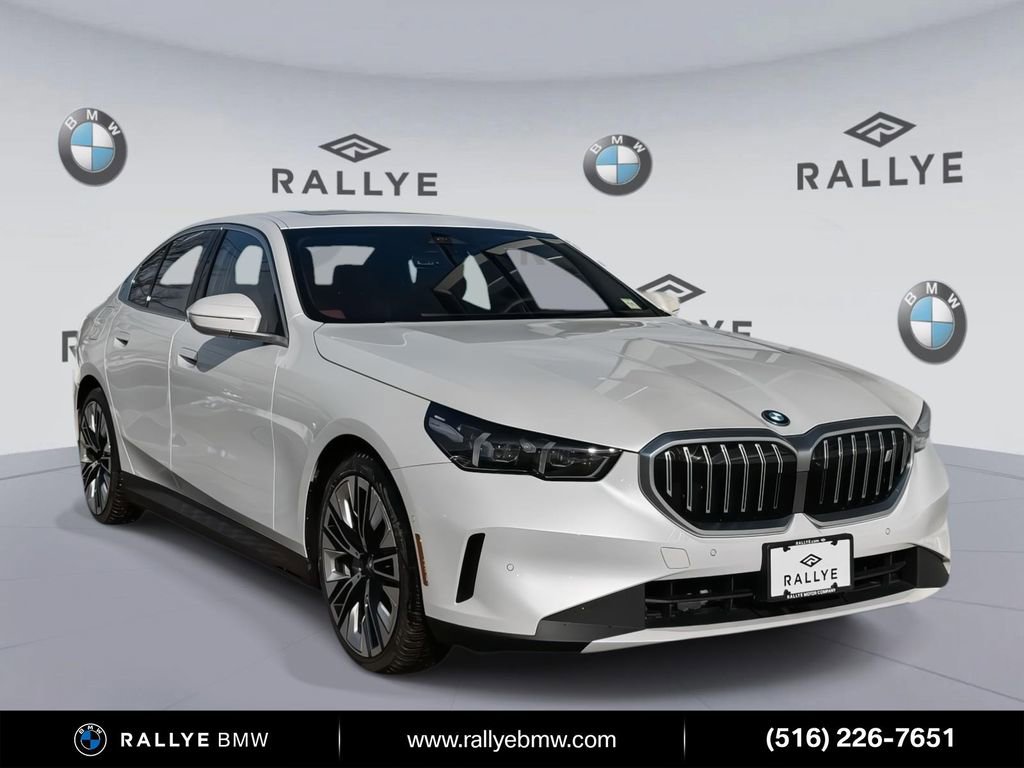 Certified 2025 BMW i5 xDrive40 w/ Premium Package image 1