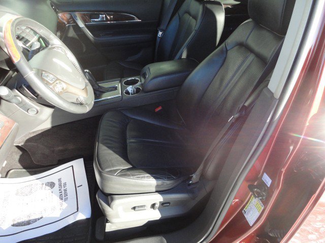 Used 2014 Lincoln MKX AWD w/ Equipment Group 102A image 4