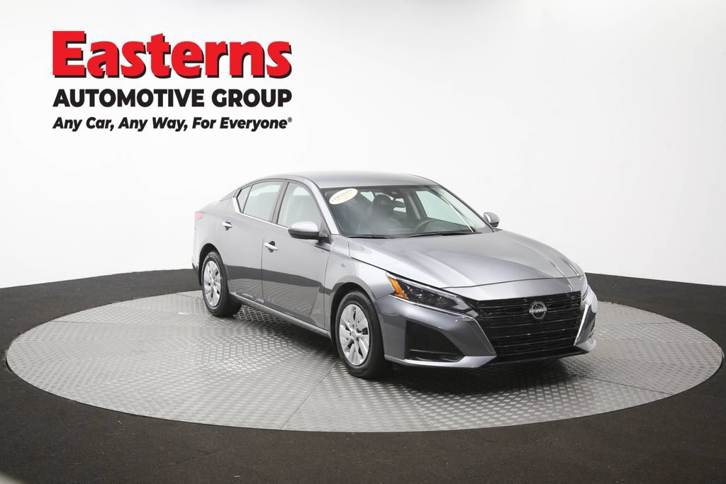 Used 2023 Nissan Altima 2.5 S FWD image 49