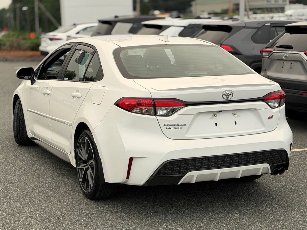 Used 2020 Toyota Corolla SE FWD image 3