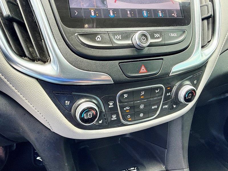Used 2021 Chevrolet Equinox Premier AWD/4WD image 24