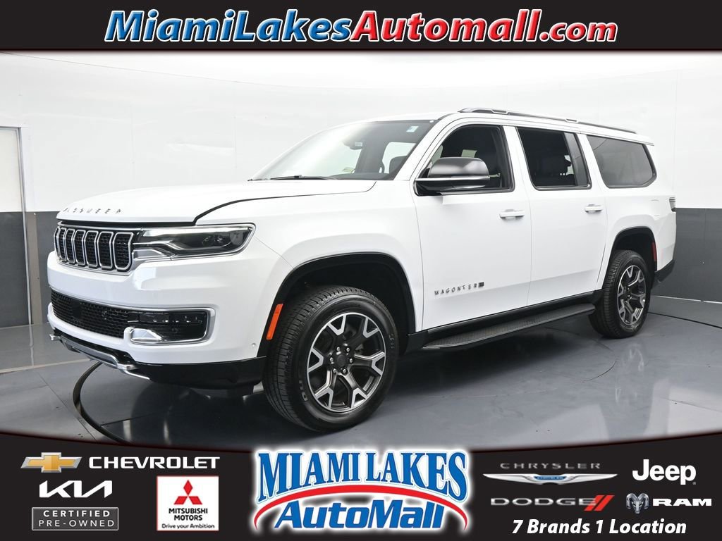 Used 2023 Jeep Wagoneer L Series III w/ Preferred Equipment Group image 1