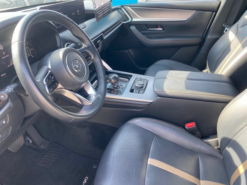 Certified 2024 MAZDA CX-90 Plug-In Hybrid w/ Premium Plus AWD/4WD image 16