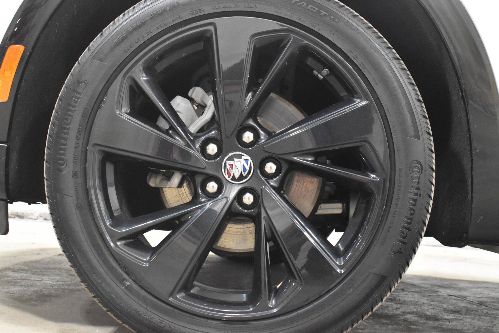 Used 2023 Buick Envision Essence w/ Sport Touring Package AWD/4WD image 33