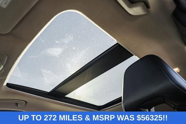 Used 2023 Nissan Ariya AWD image 32