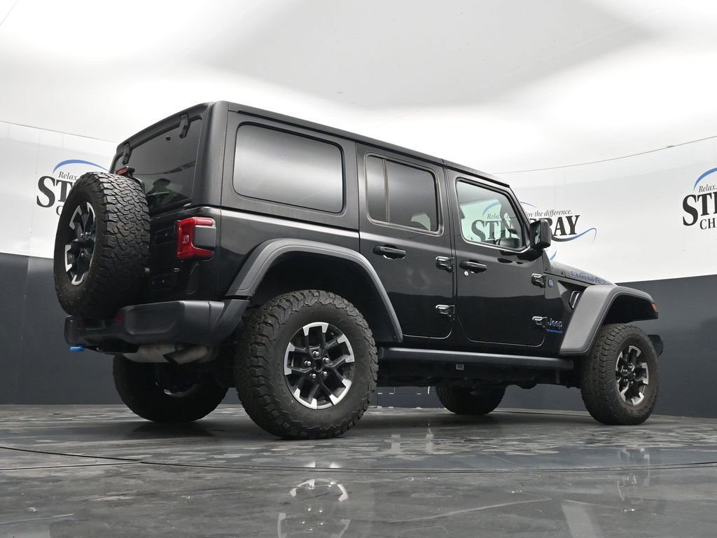 Used 2024 Jeep Wrangler Unlimited Rubicon 4xe AWD/4WD image 32