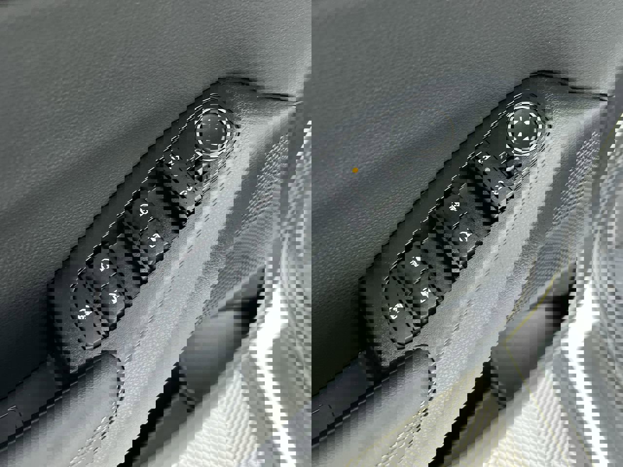 Certified 2024 Kia Seltos EX image 15