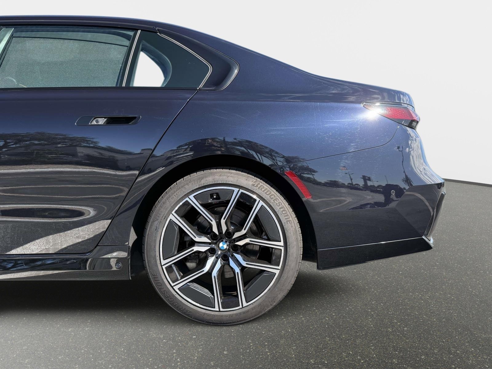 Used 2023 BMW 740i 740i image 13