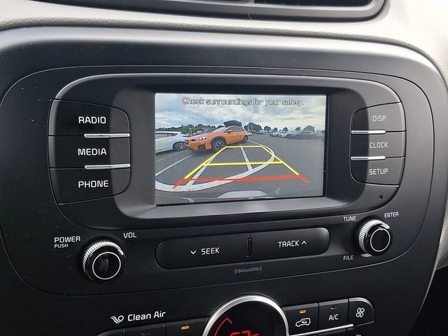 Used 2017 Kia Soul + FWD image 18