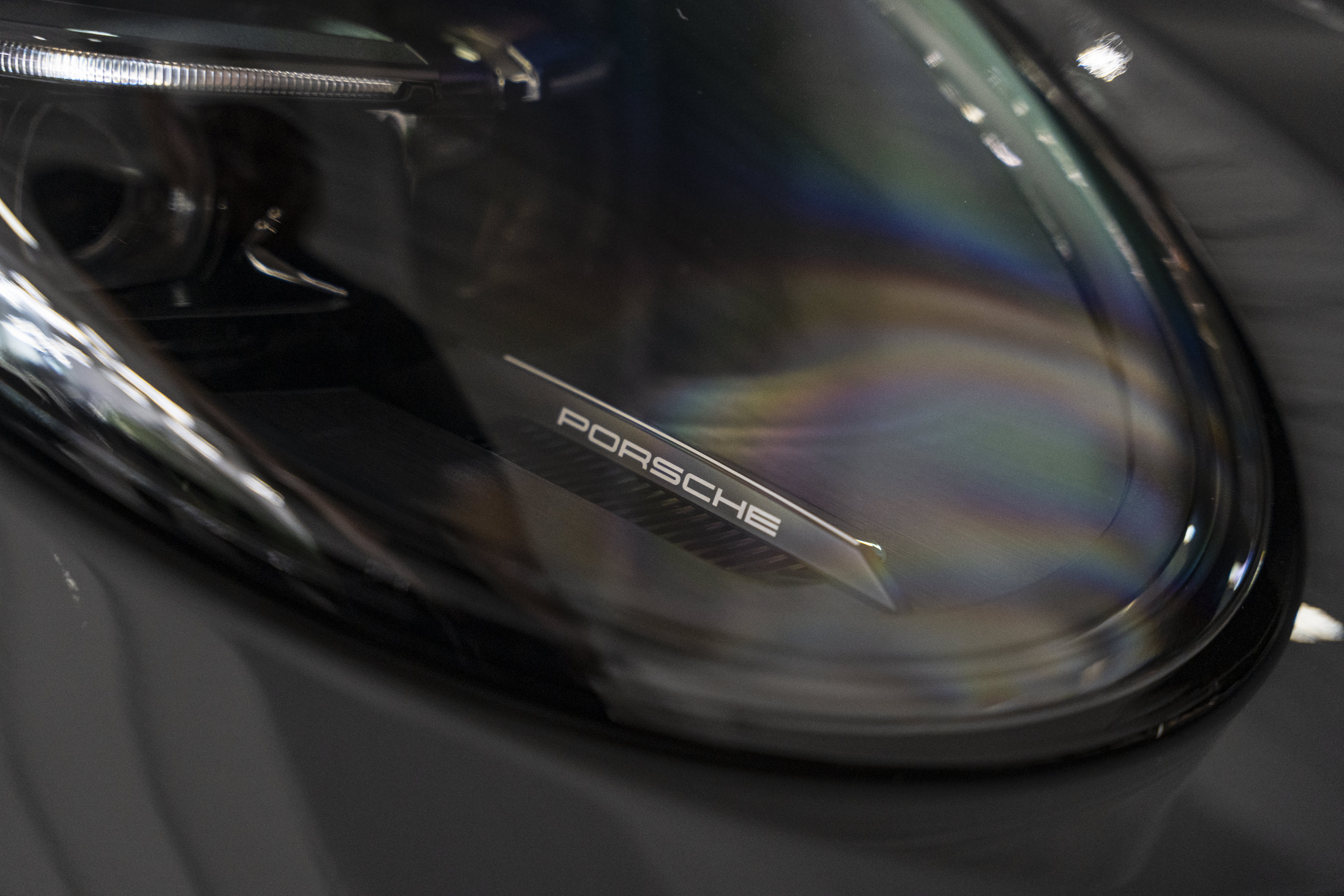 Used 2025 Porsche 911 GT3 RWD image 12