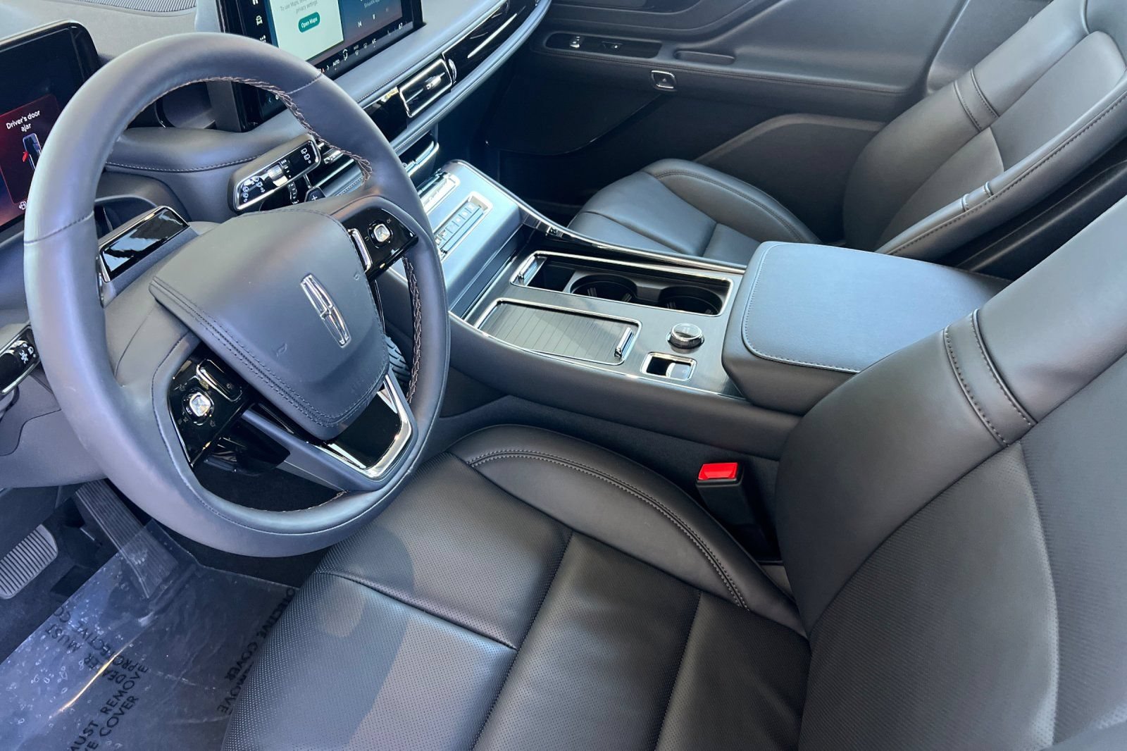 New 2026 Lincoln Aviator 2WD w/ Jet Appearance Package image 7