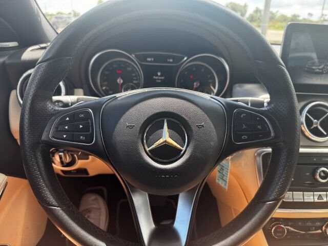 Used 2017 Mercedes-Benz CLA 250 image 13