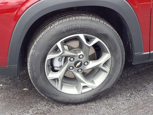 Used 2024 Chevrolet Trax LT w/ LT Convenience Package image 24