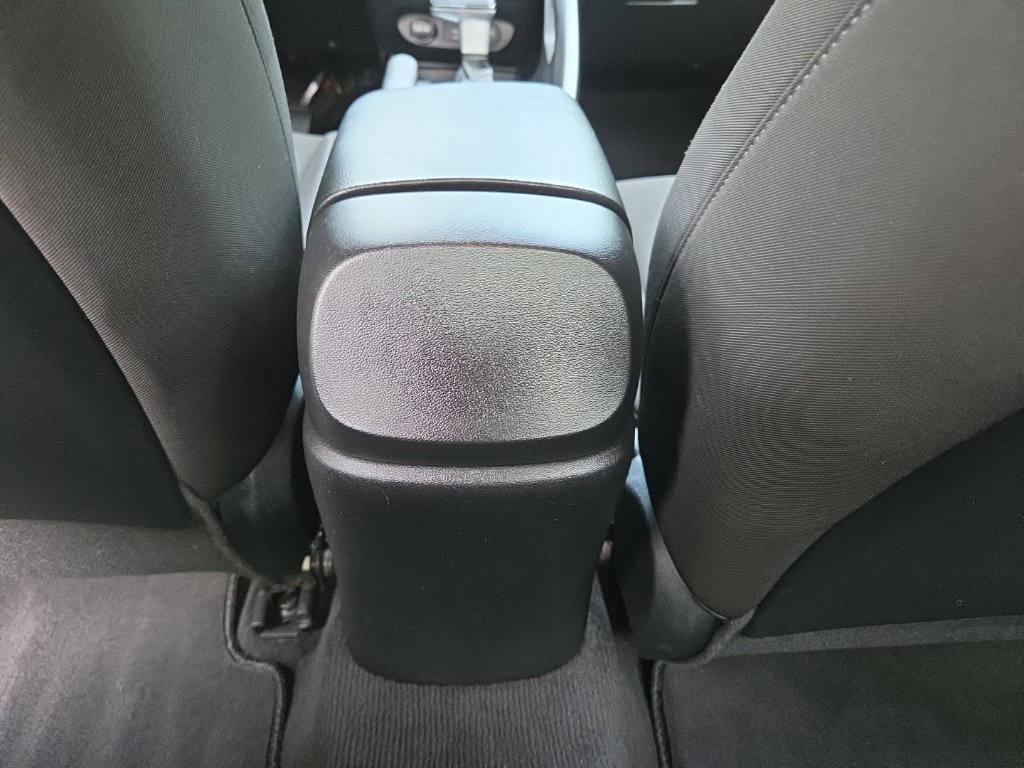 Used 2021 Hyundai Elantra SEL FWD image 31