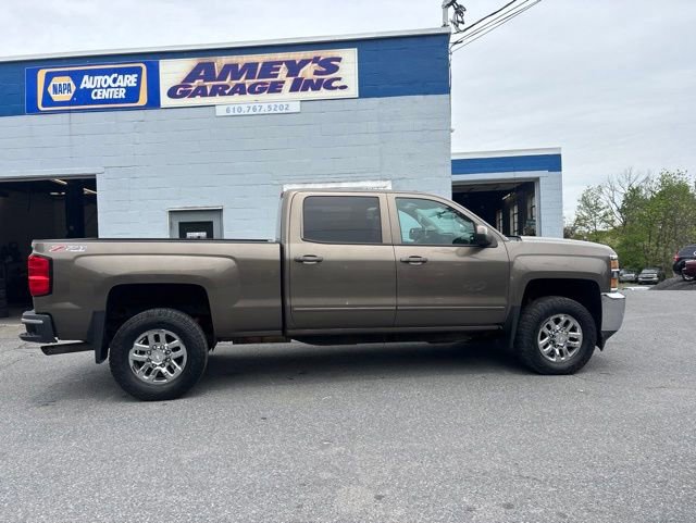 Used 2015 Chevrolet Silverado 2500 LT w/ LT Convenience Package AWD/4WD image 6