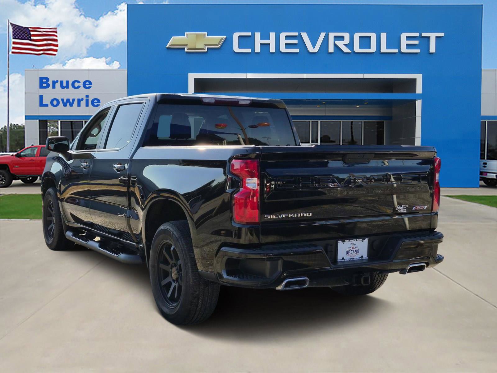 Used 2021 Chevrolet Silverado 1500 RST AWD/4WD image 4