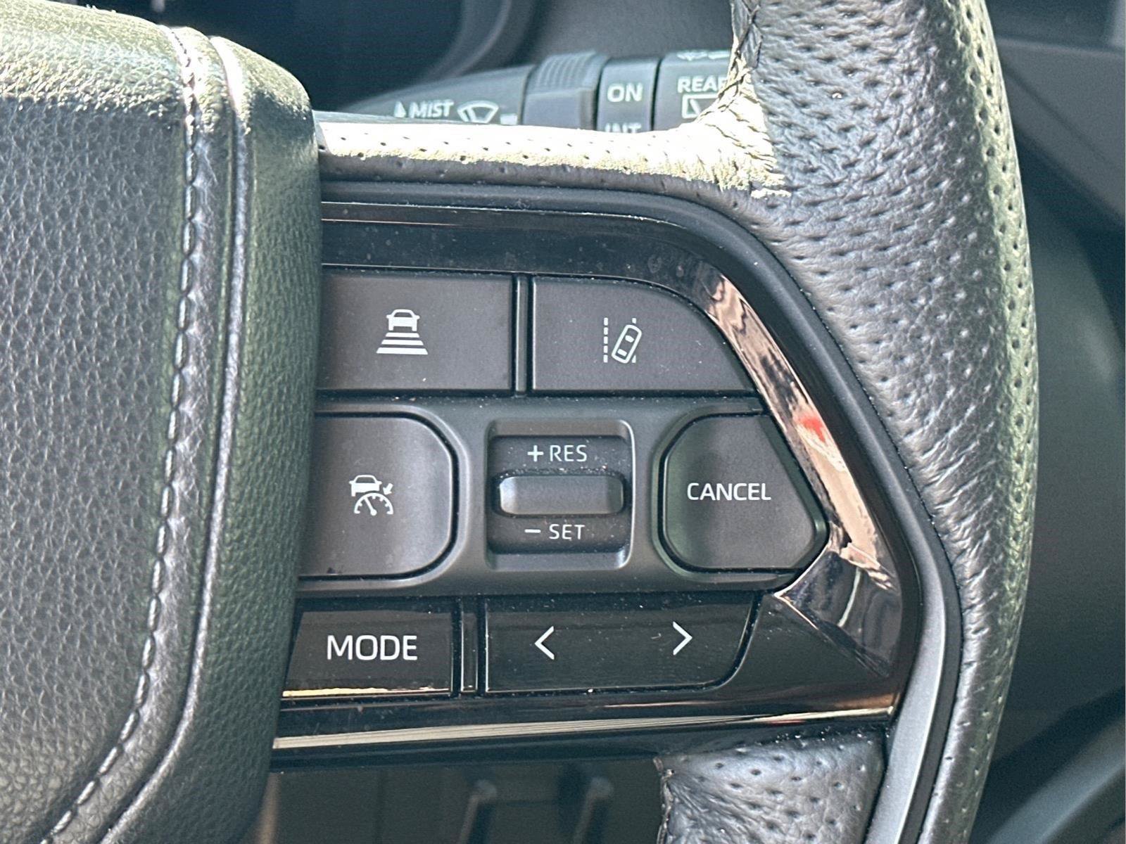 Used 2023 Toyota Sequoia TRD Pro AWD/4WD image 28
