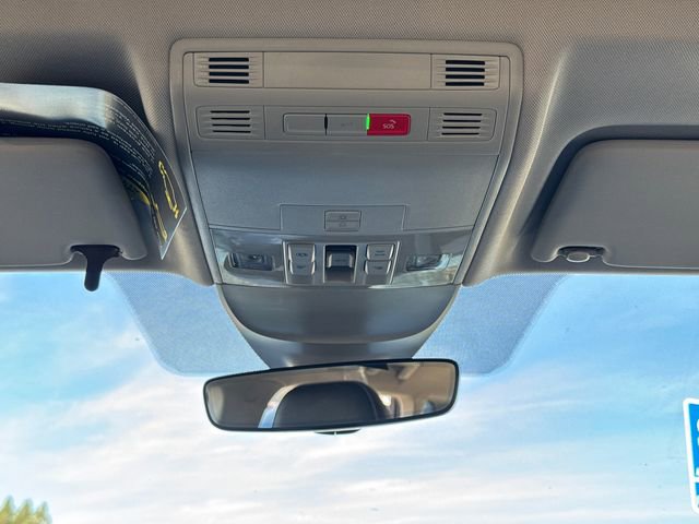 New 2025 Volkswagen Taos SE image 31