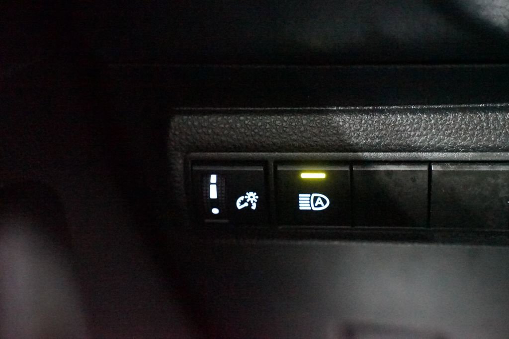 Used 2023 Toyota Corolla LE image 22