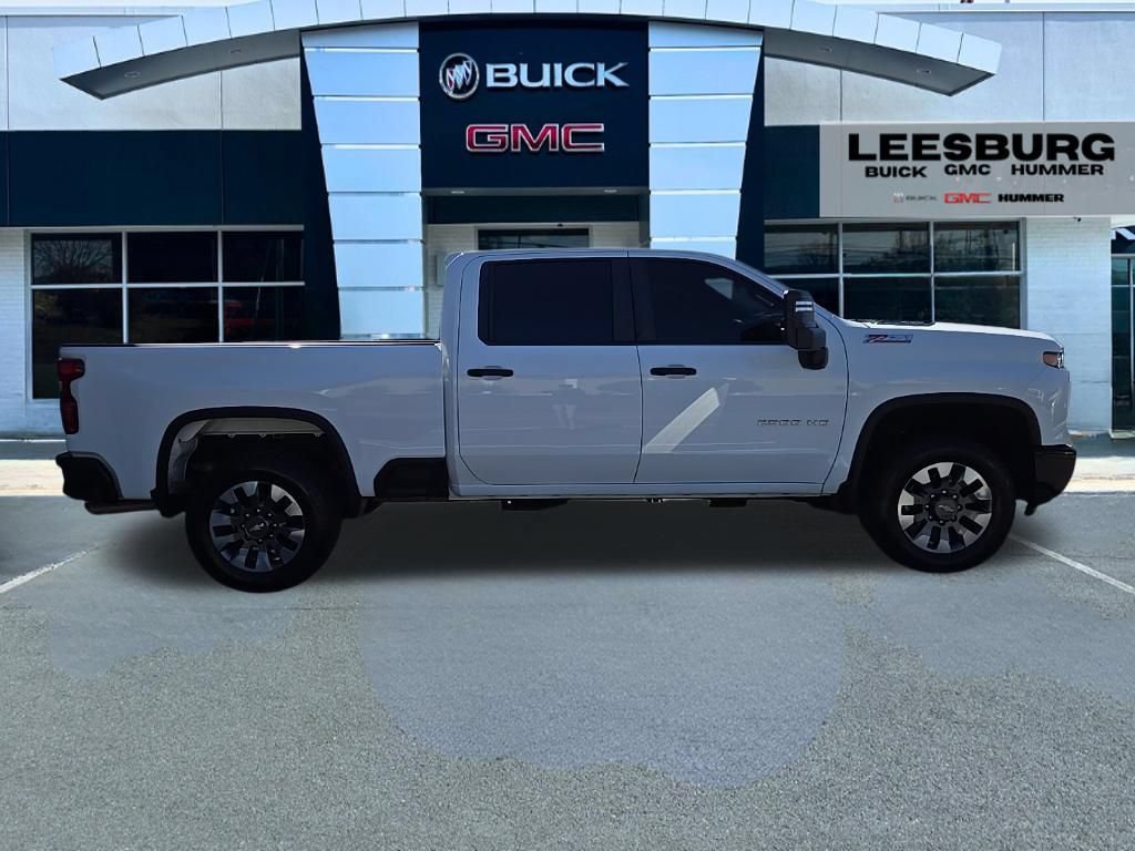 Used 2024 Chevrolet Silverado 2500 Custom w/ Custom Value Package AWD/4WD image 8
