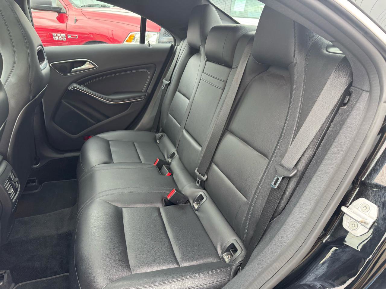 Used 2015 Mercedes-Benz CLA 250 4MATIC image 15