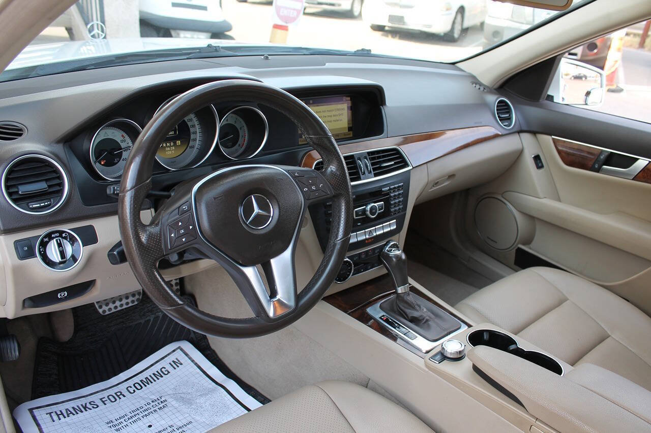 Used 2012 Mercedes-Benz C 250 Sedan image 22