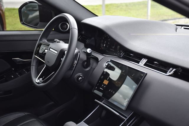 Used 2024 Land Rover Range Rover Evoque S AWD/4WD image 27