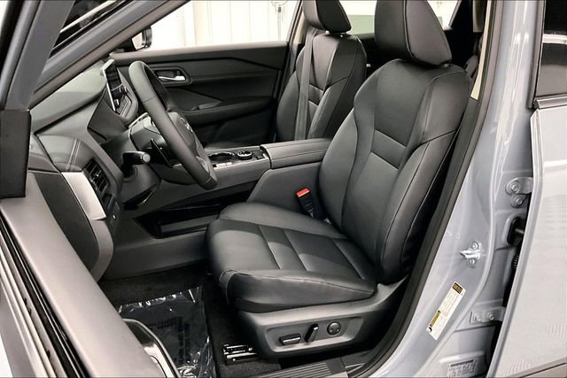 New 2026 Nissan Rogue Dark Armor image 10