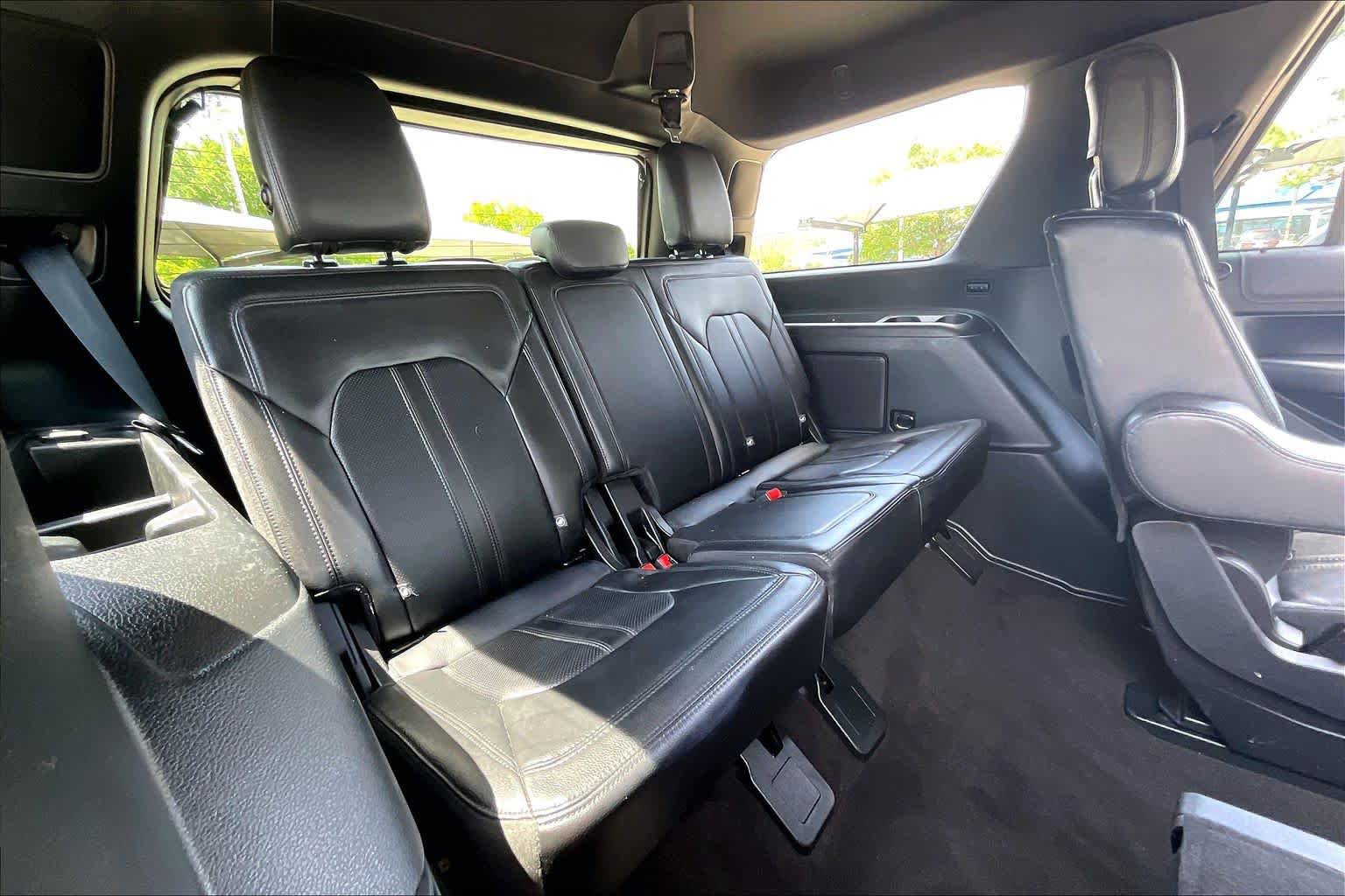 Used 2020 Ford Expedition Limited w/ Equipment Group 301A RWD image 20