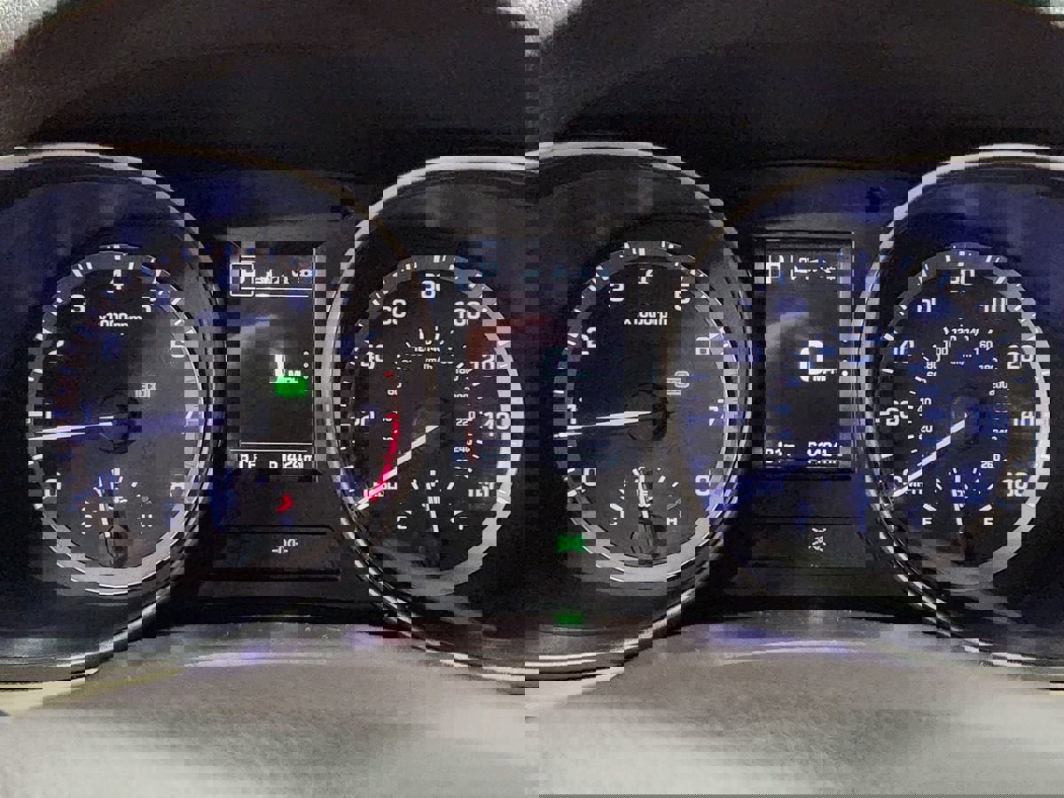 Used 2018 Hyundai Santa Fe Sport image 34