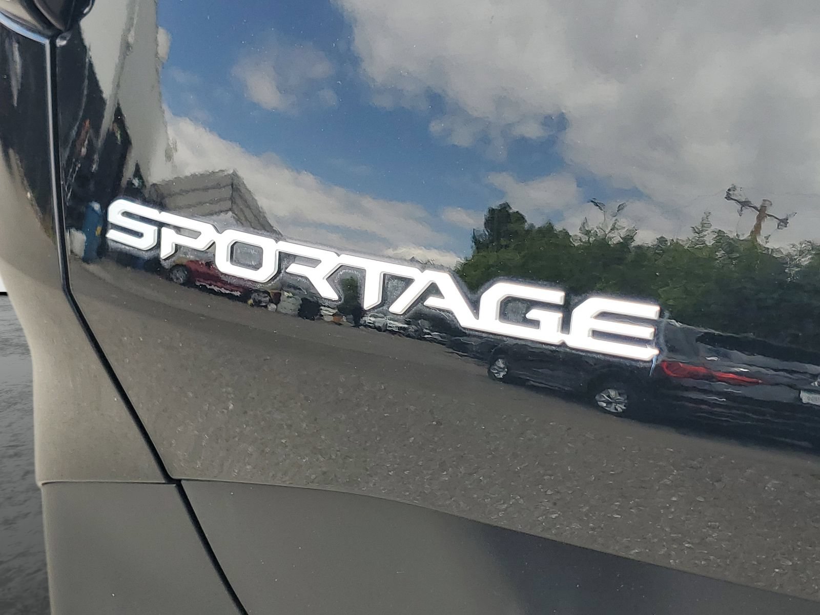 Used 2024 Kia Sportage X-Line w/ X-Line Premium Package AWD/4WD image 7