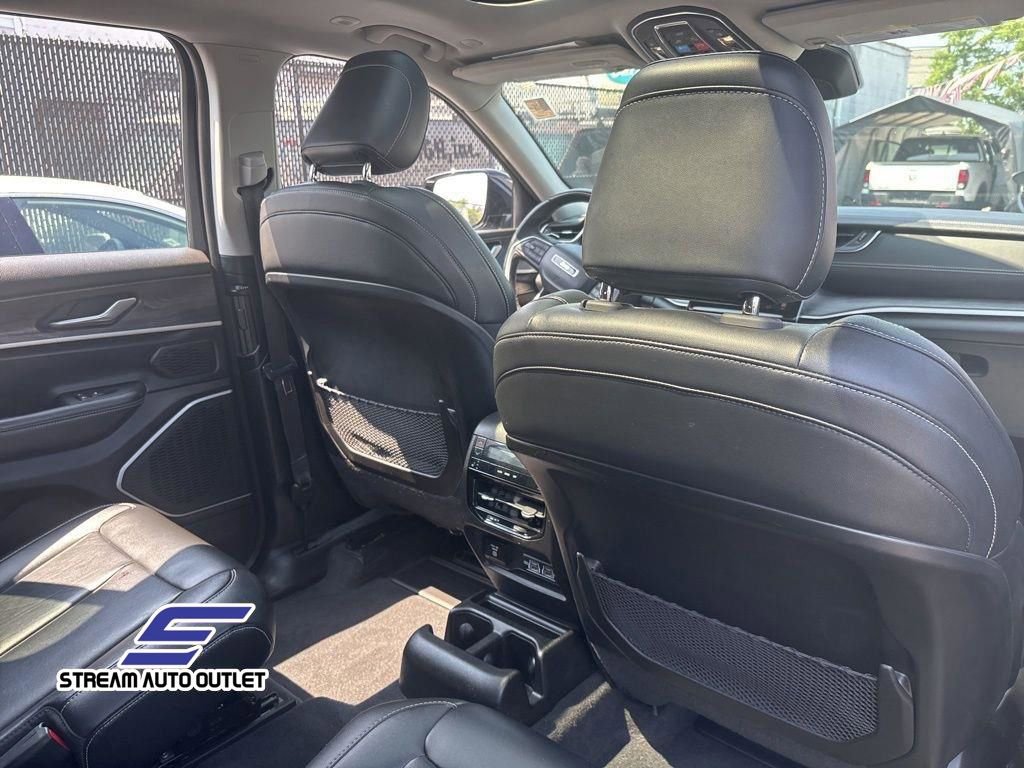 Used 2021 Jeep Grand Cherokee L Limited image 14