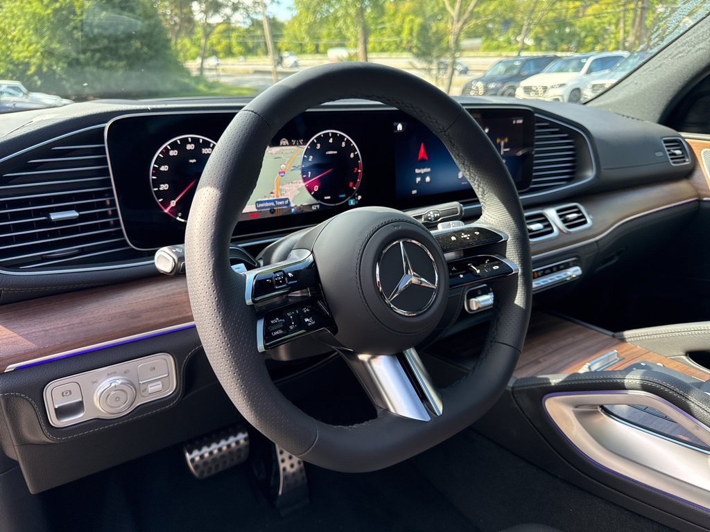 New 2026 Mercedes-Benz GLS 580 4MATIC image 25