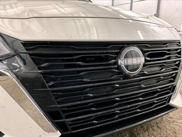 Used 2023 Nissan Altima 2.5 SV w/ SV Premium Package AWD/4WD image 29