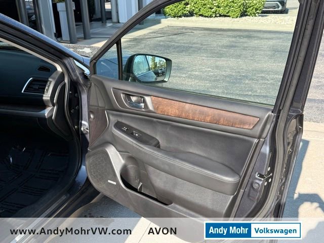 Used 2017 Subaru Outback 2.5i Limited AWD/4WD image 19
