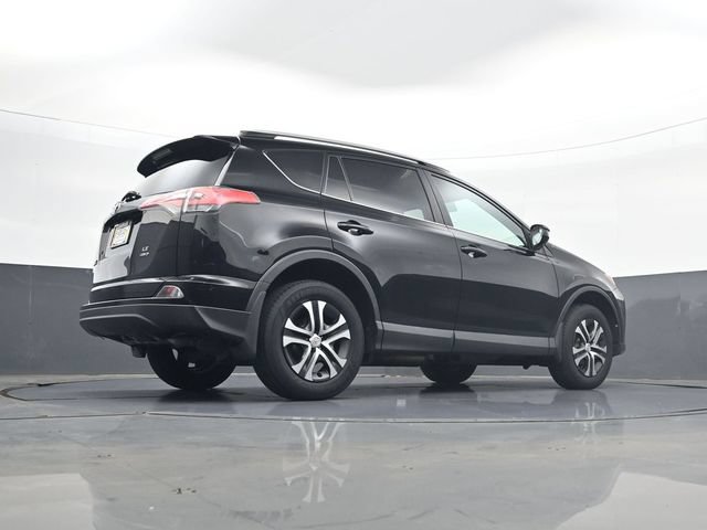 Used 2016 Toyota RAV4 LE AWD/4WD image 25