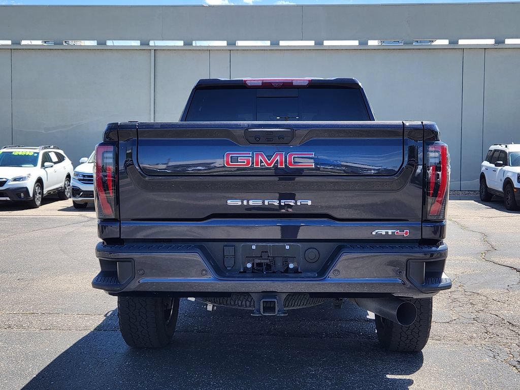 Used 2024 GMC Sierra 2500 AT4 w/ AT4 Premium Plus Package AWD/4WD image 6